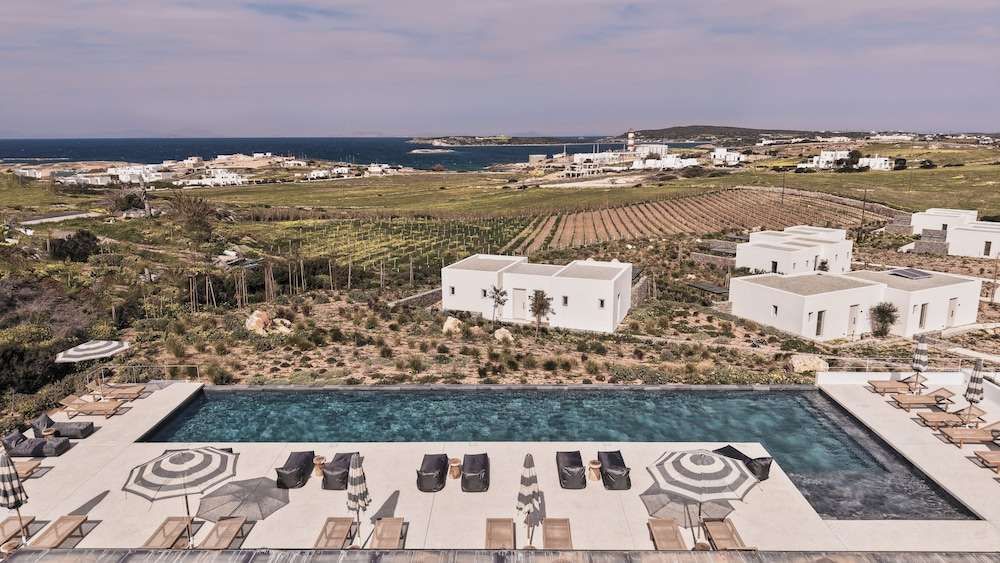 Ovea Paros