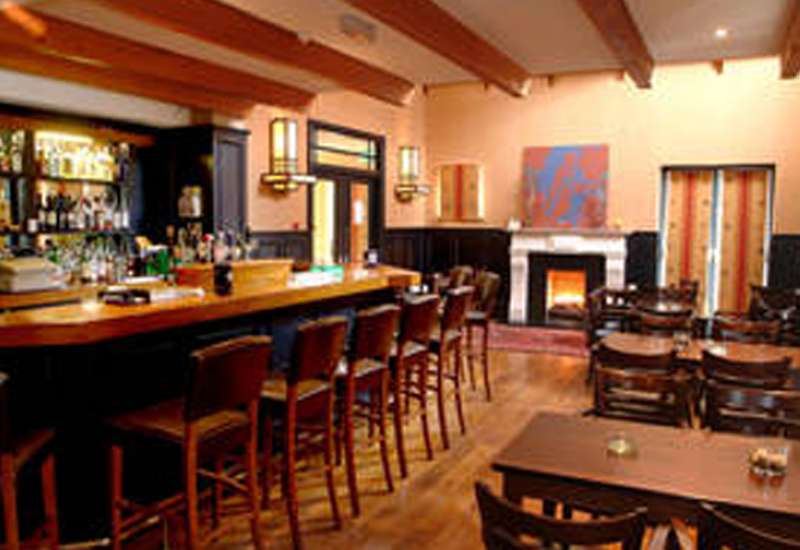 Victoria House Hotel
