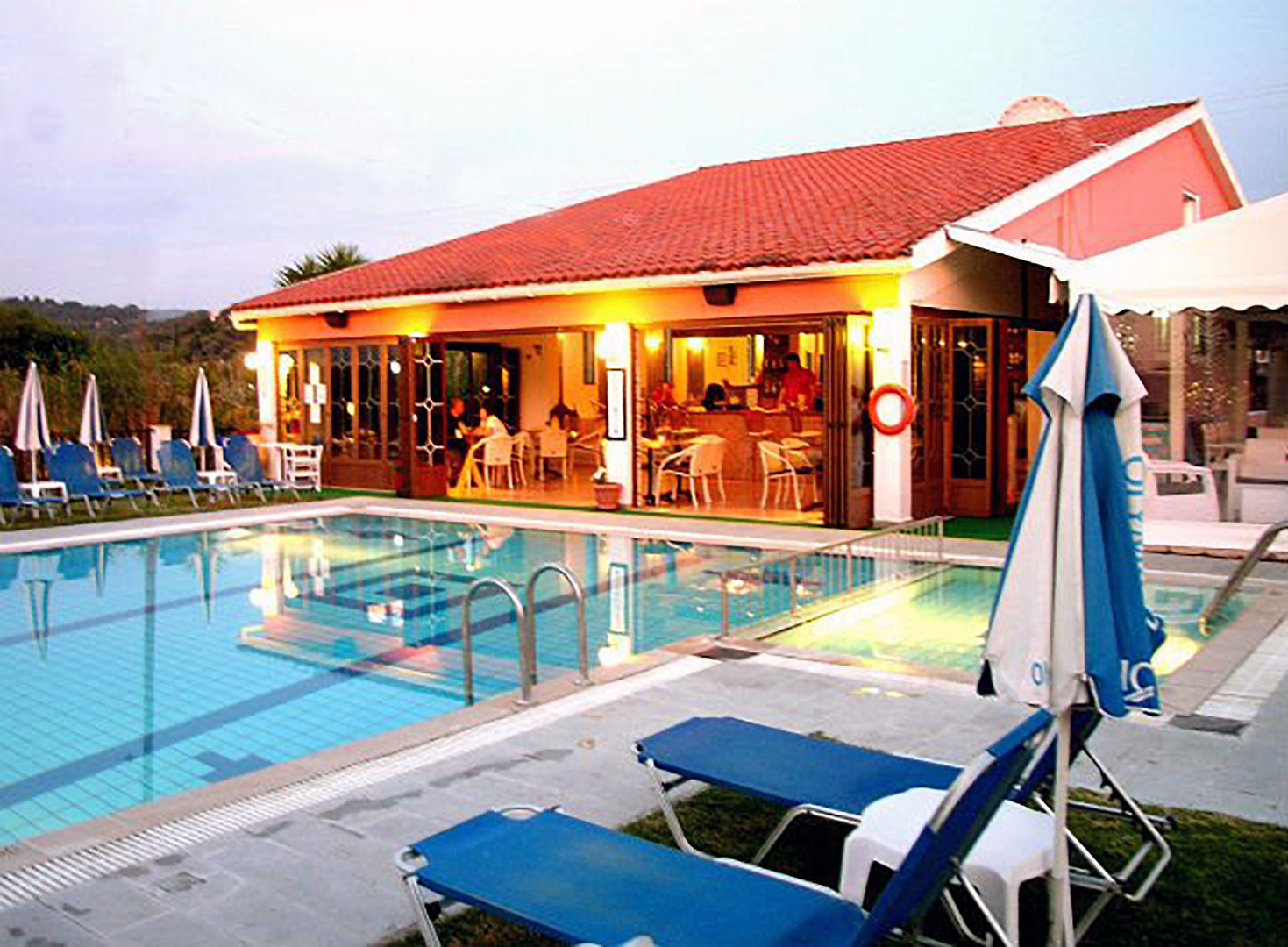 Monika Hotel