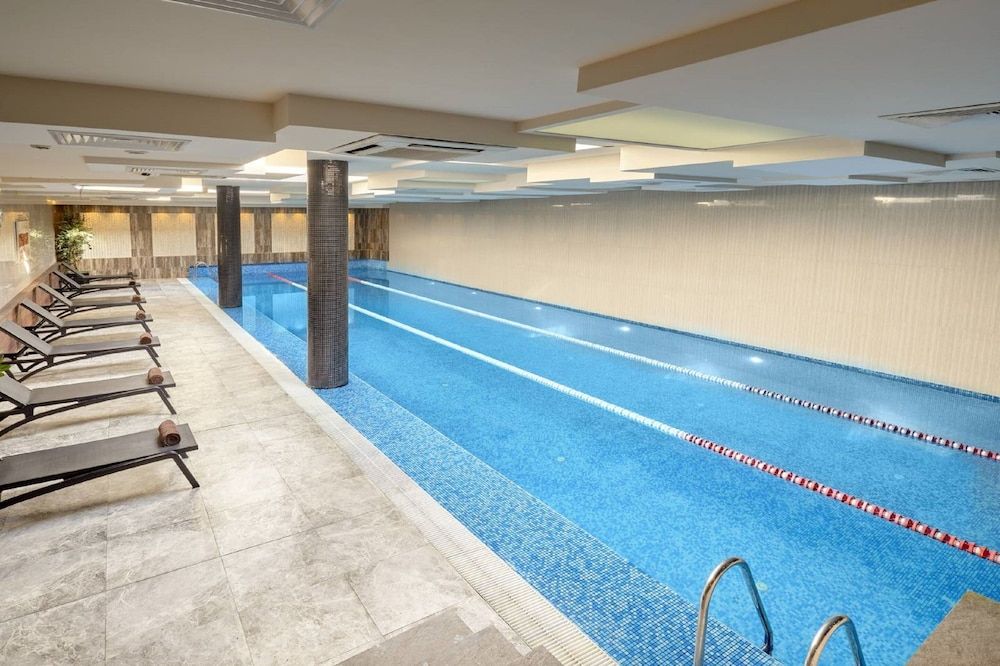 Emirates Apart Residence