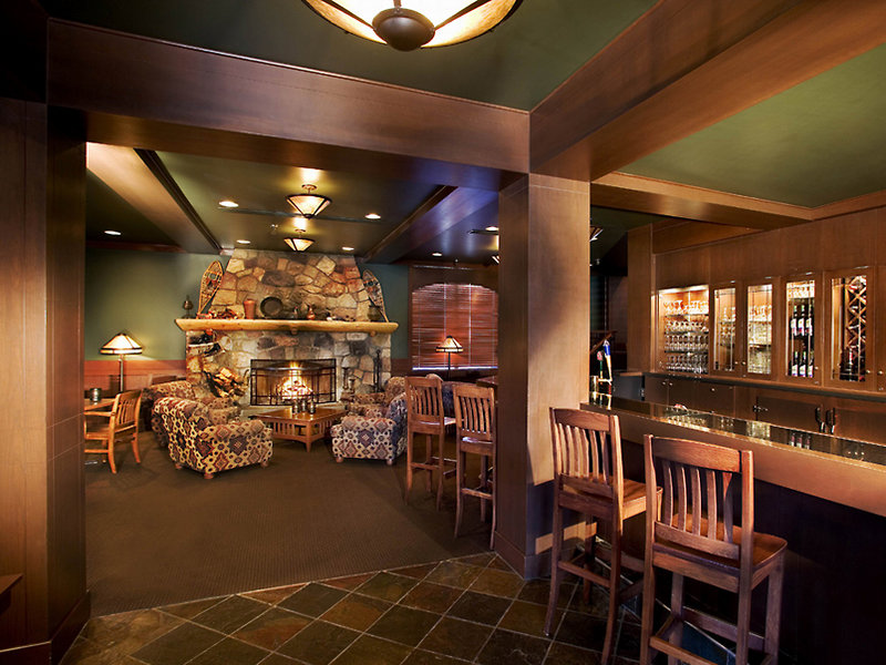 Marmot Lodge