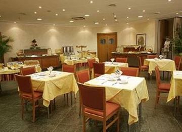 G Tourist Hotel