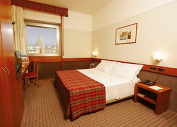 G Tourist Hotel