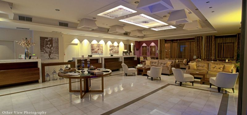 Arty Grand Hotel