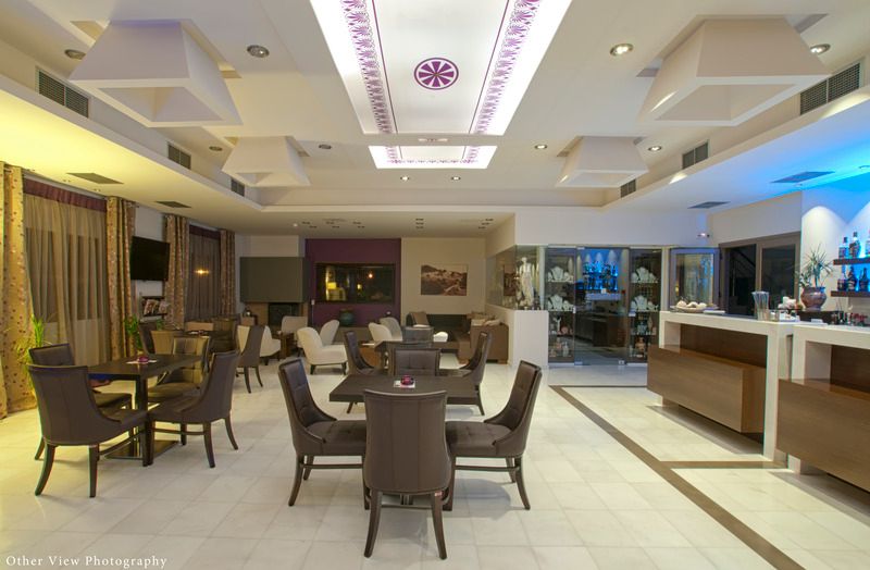 Arty Grand Hotel