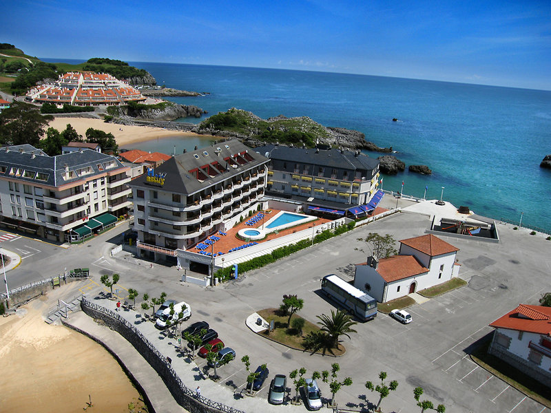 Astuy Hotel