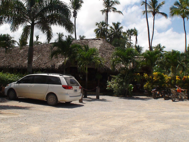La Dolce Vita Beachfront Hotel