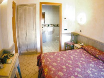 V7 Hotel