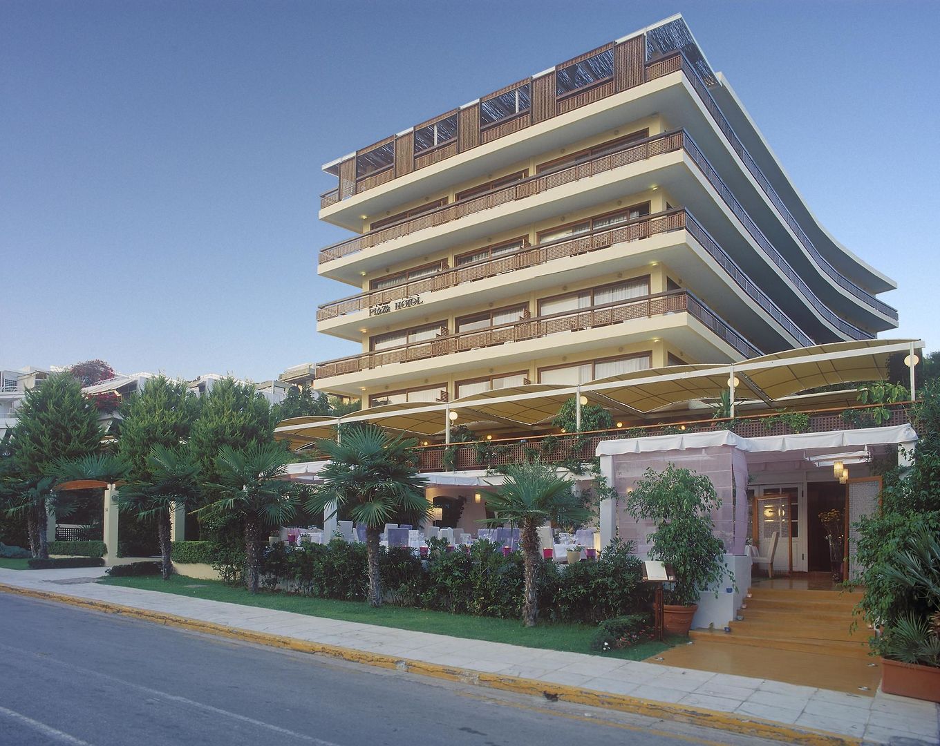 Plaza Vouliagmeni