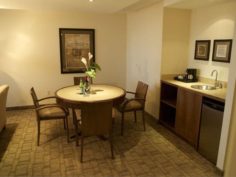 International Hotel Calgary
