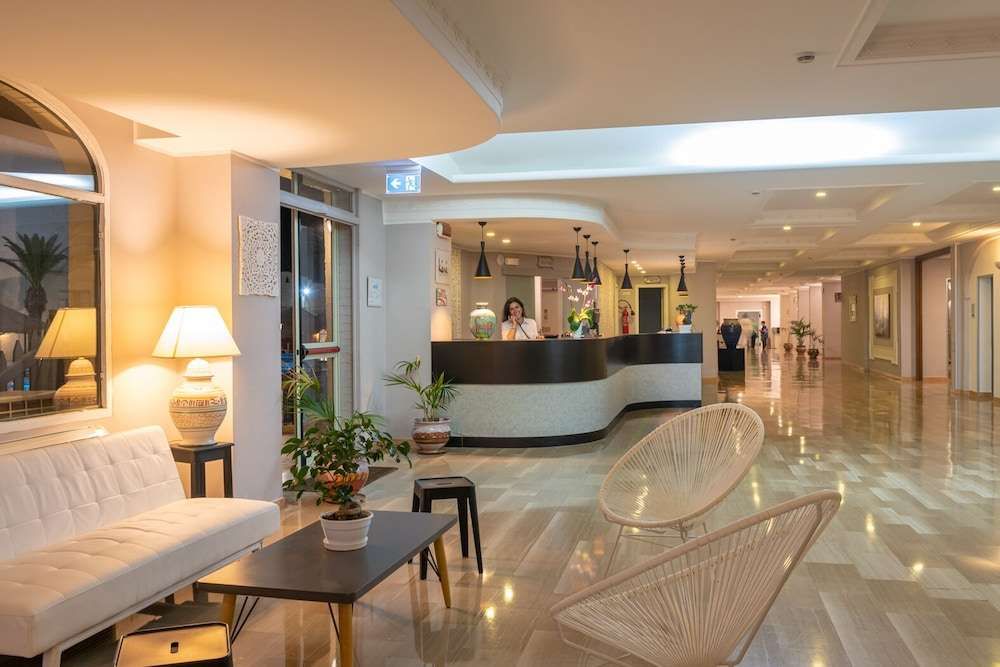 Hopps Hotel