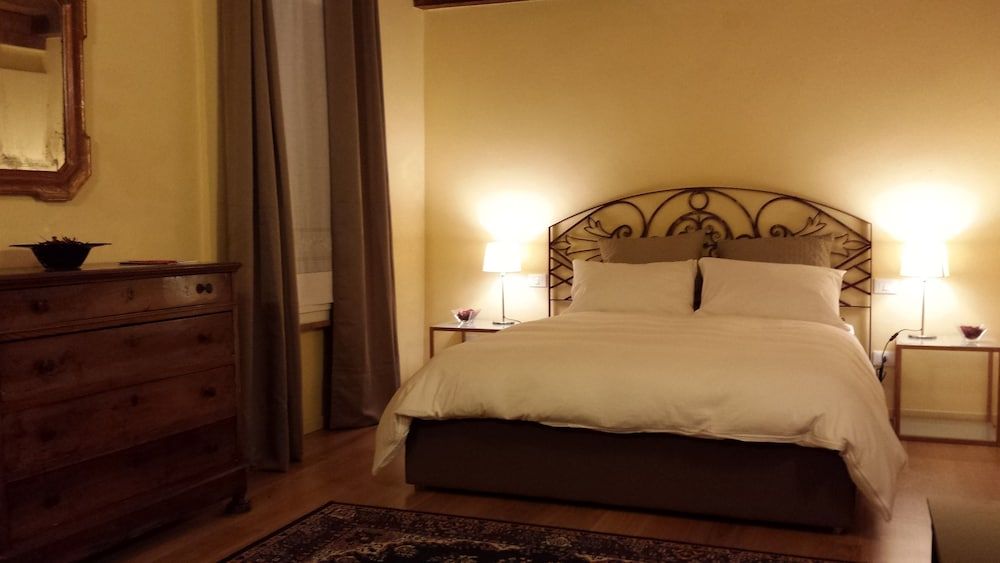 Il Bed & Breakfast Le Stanze Del Belriguardo