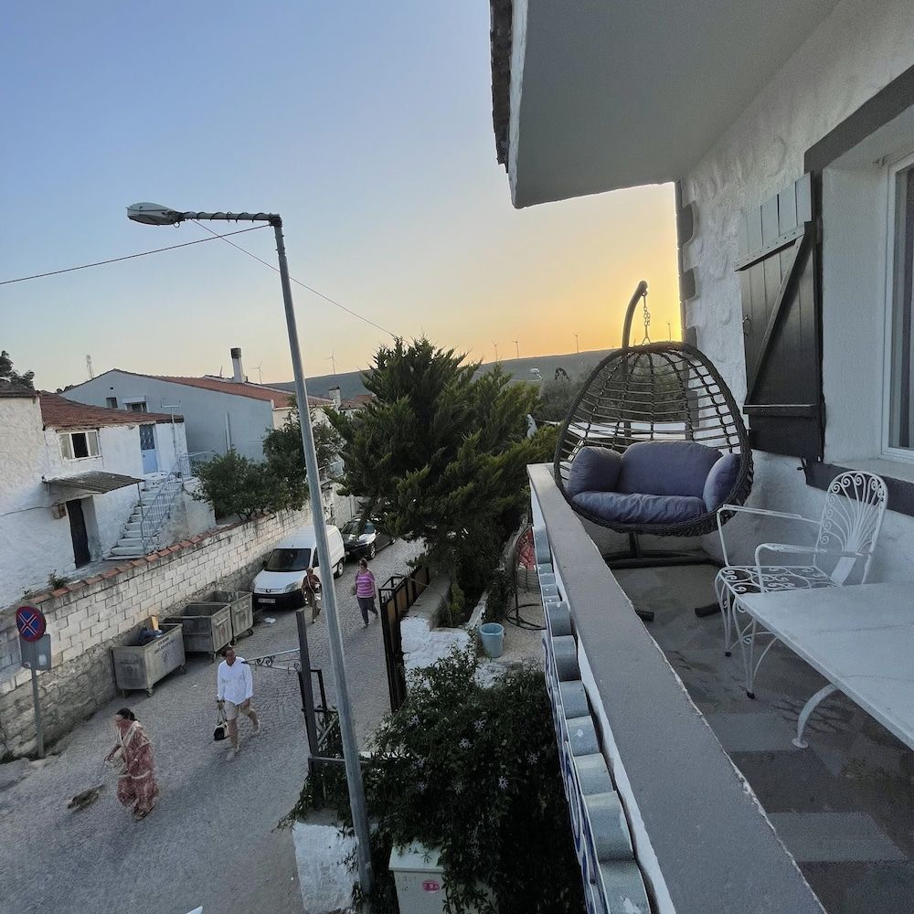 Zeren Alacati