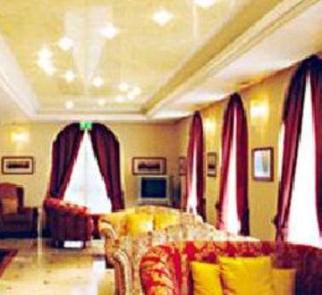 PHI Hotel Hortensis