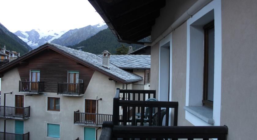 Hotel Stambecco