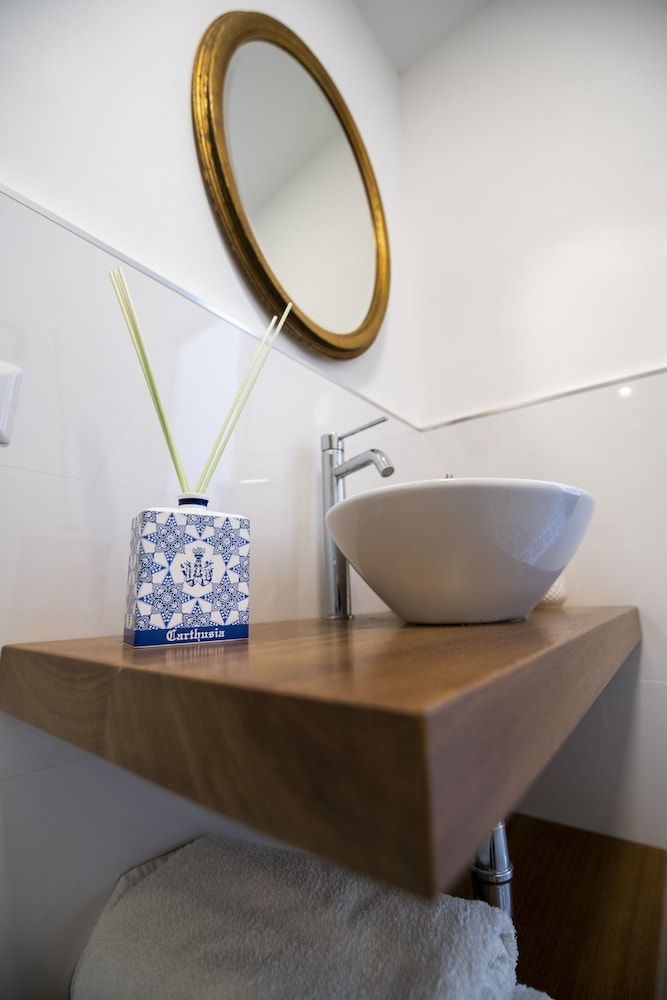 Crudo Home