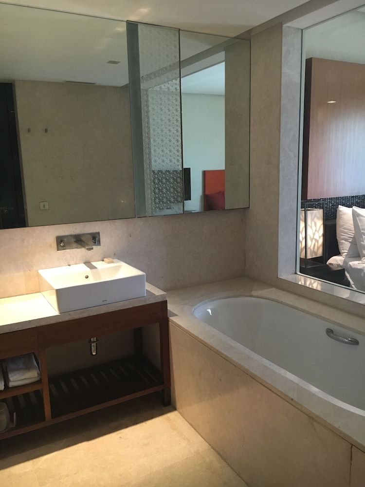 Taj Surajkund Resort & Spa, Delhi NCR