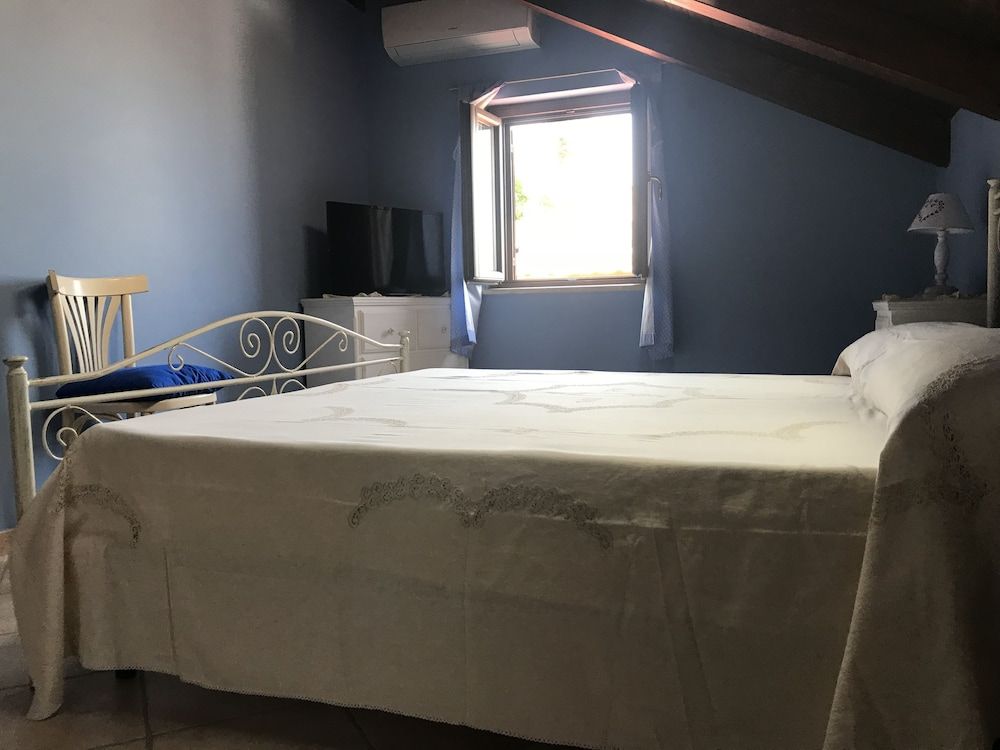 La Piccola Pizzo B&B