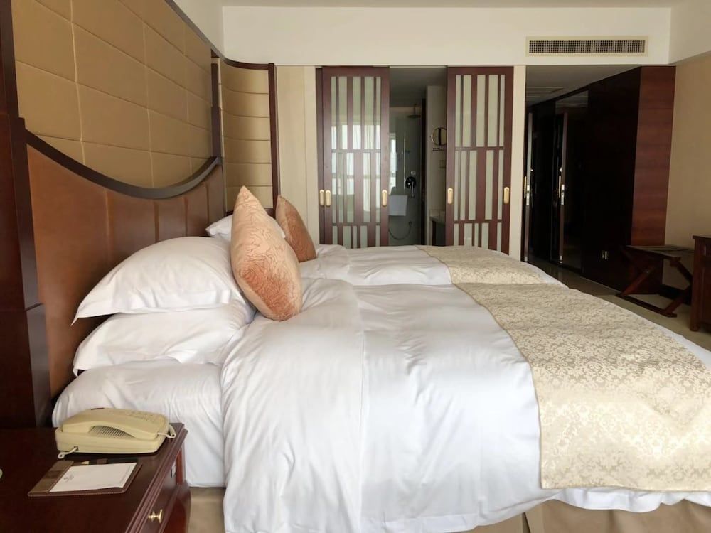 Dongyang Narada Grand Hotel