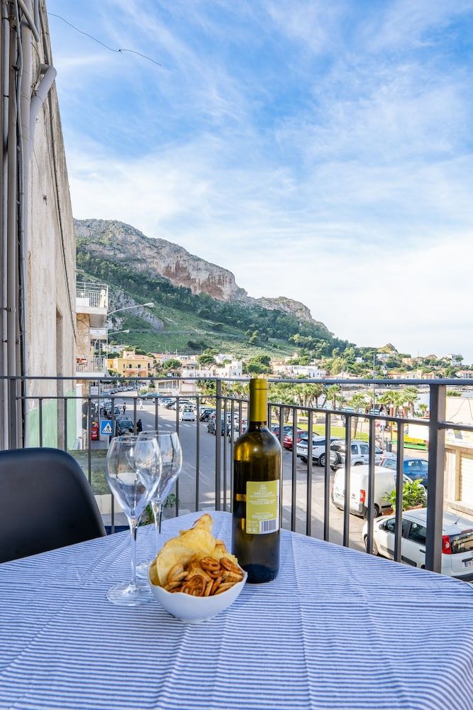 Una Terrazza Sul Golfo B&B