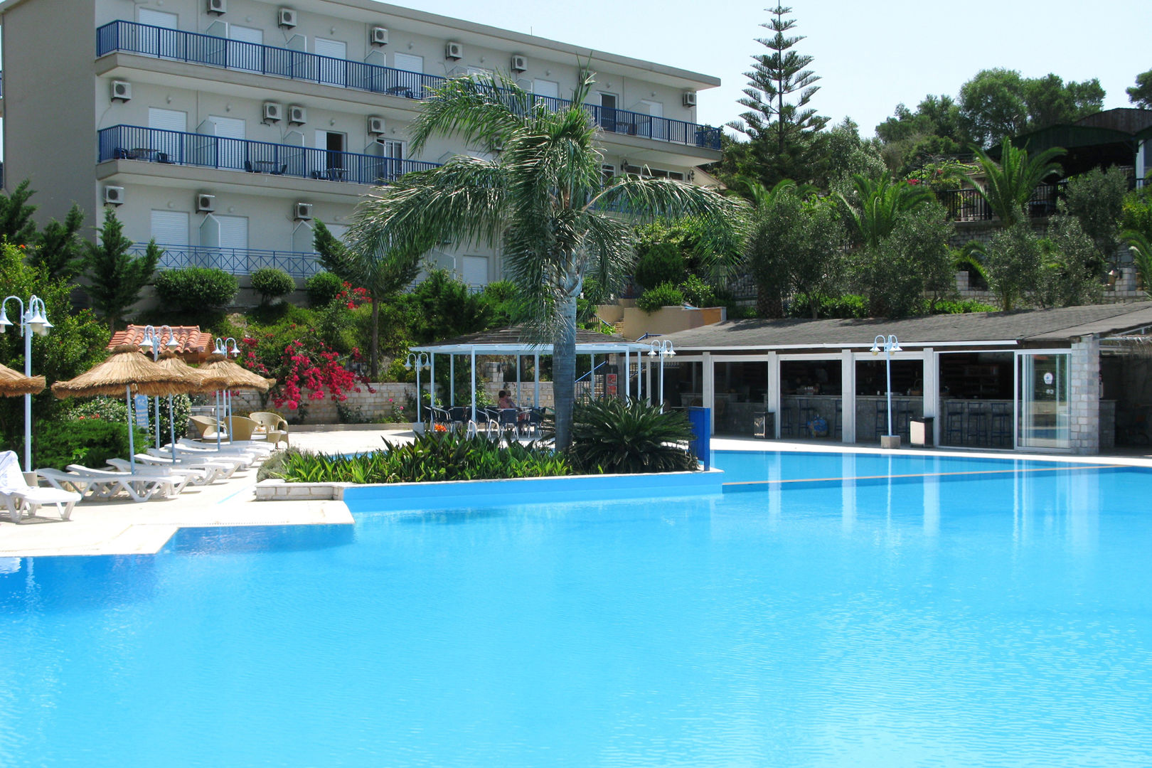 Golden Sun Hotel
