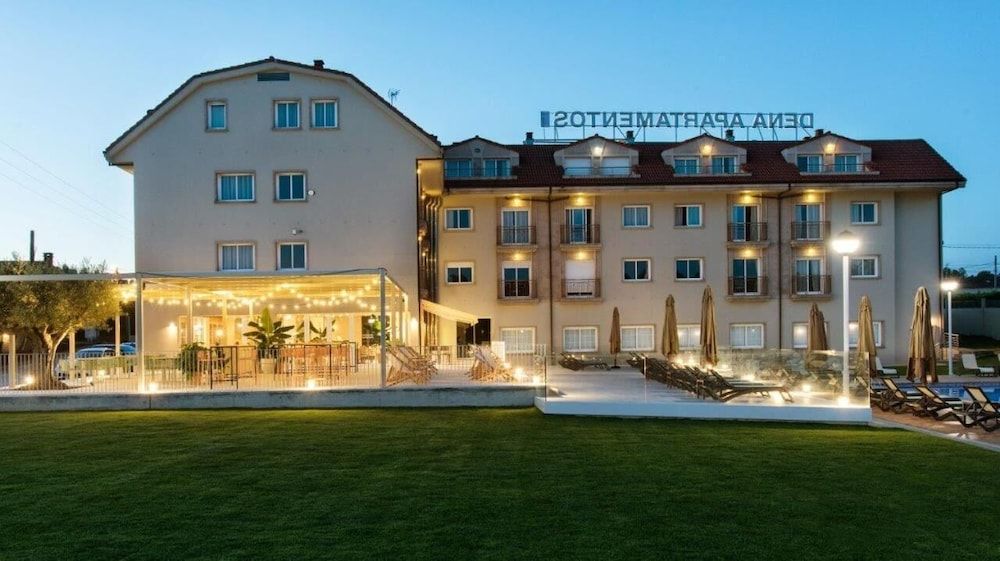 Apartamentos Dena