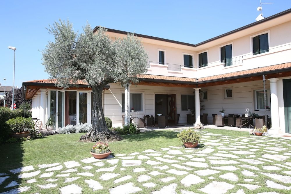 Le Muse Country Lodge