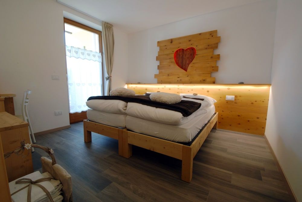 Bike Bed & Breakfast Mille Pini