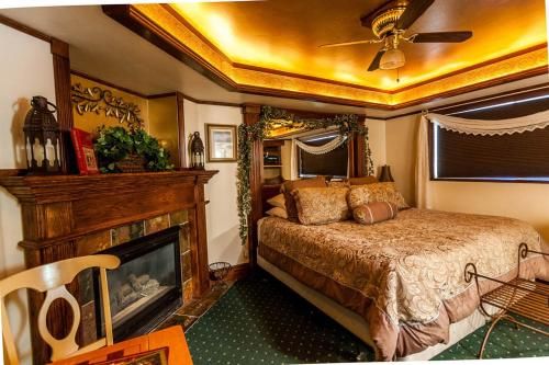 Castle Creek Inn