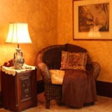 Hartzell House Bed & Breakfast