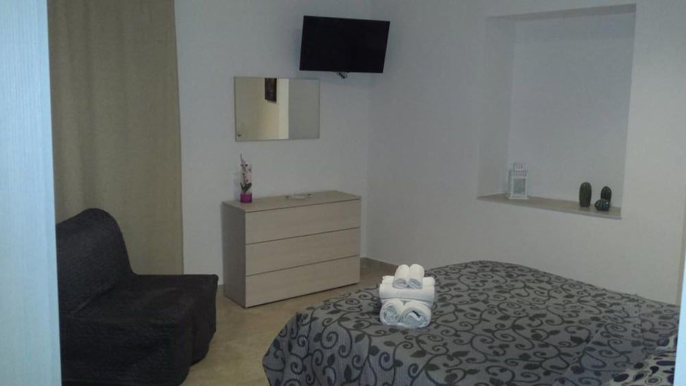 Alessi Suites & Studio