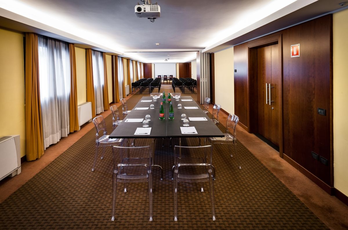 Hotel Dei Cavalieri Caserta La Reggia
