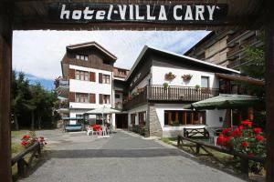 Villa Cary