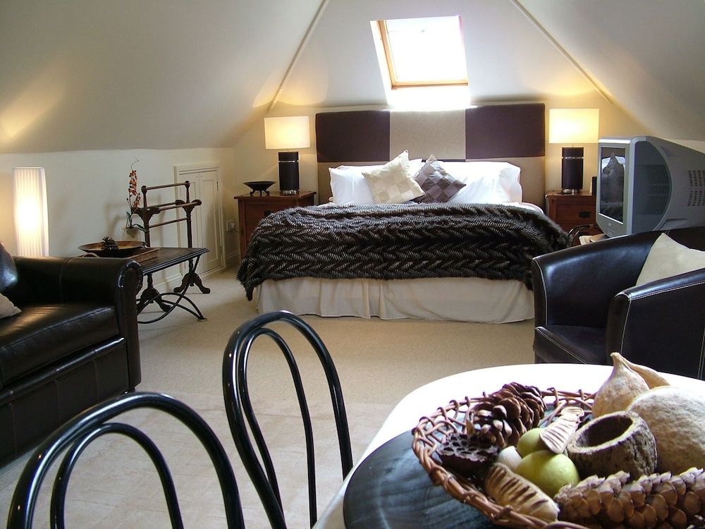 The Lord Bute Hotel & Restaurant