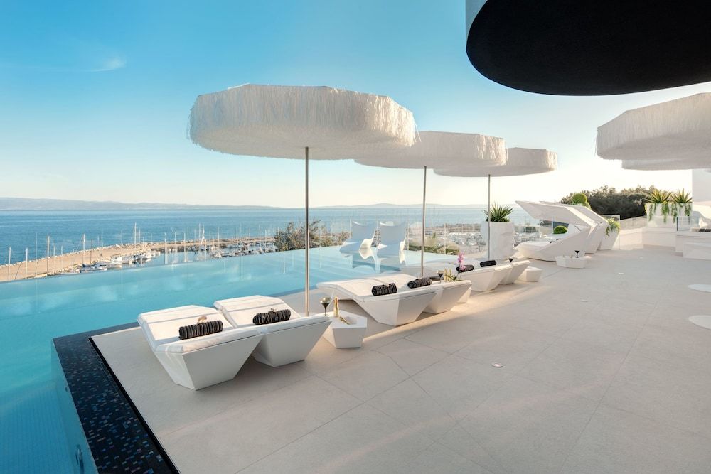 All Suites Hotel Posh