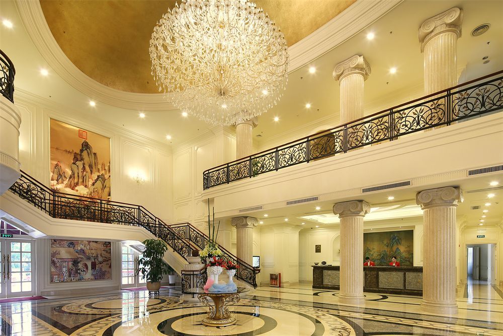 Dragon Lake Princess Hotel