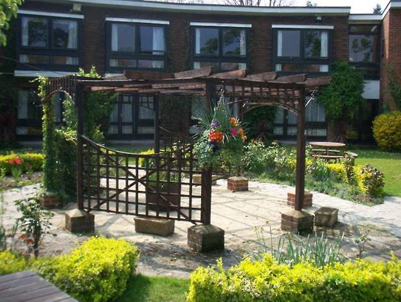 Rose & Crown