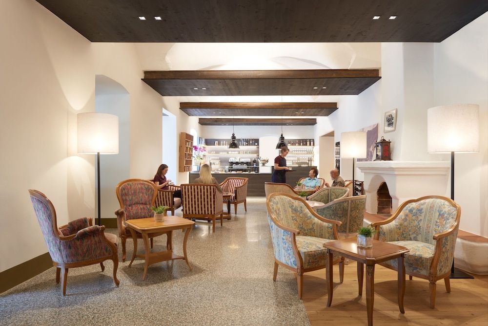 Historic Guesthouse BIRCHER