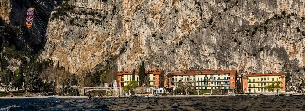 Campione del Garda Surf House
