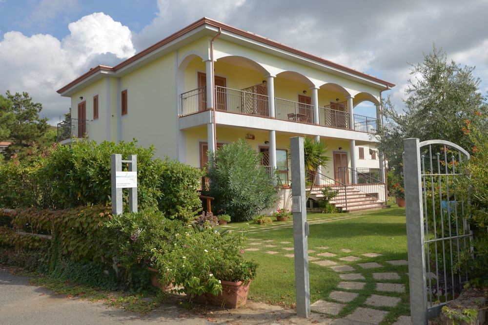 Hotel Larus
