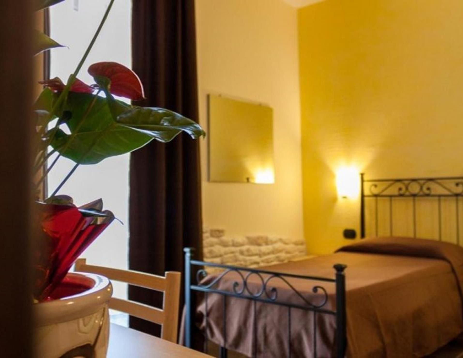 Mimi Hotel & Camping