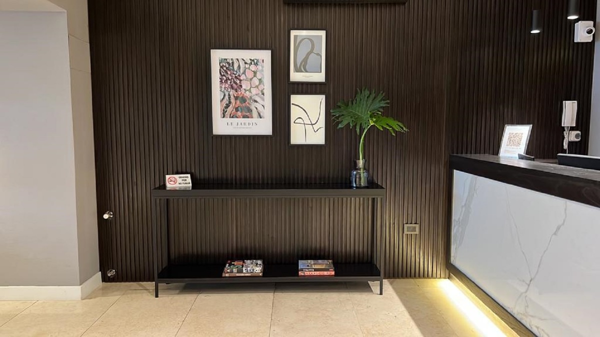 Duomi Plaza Hotel