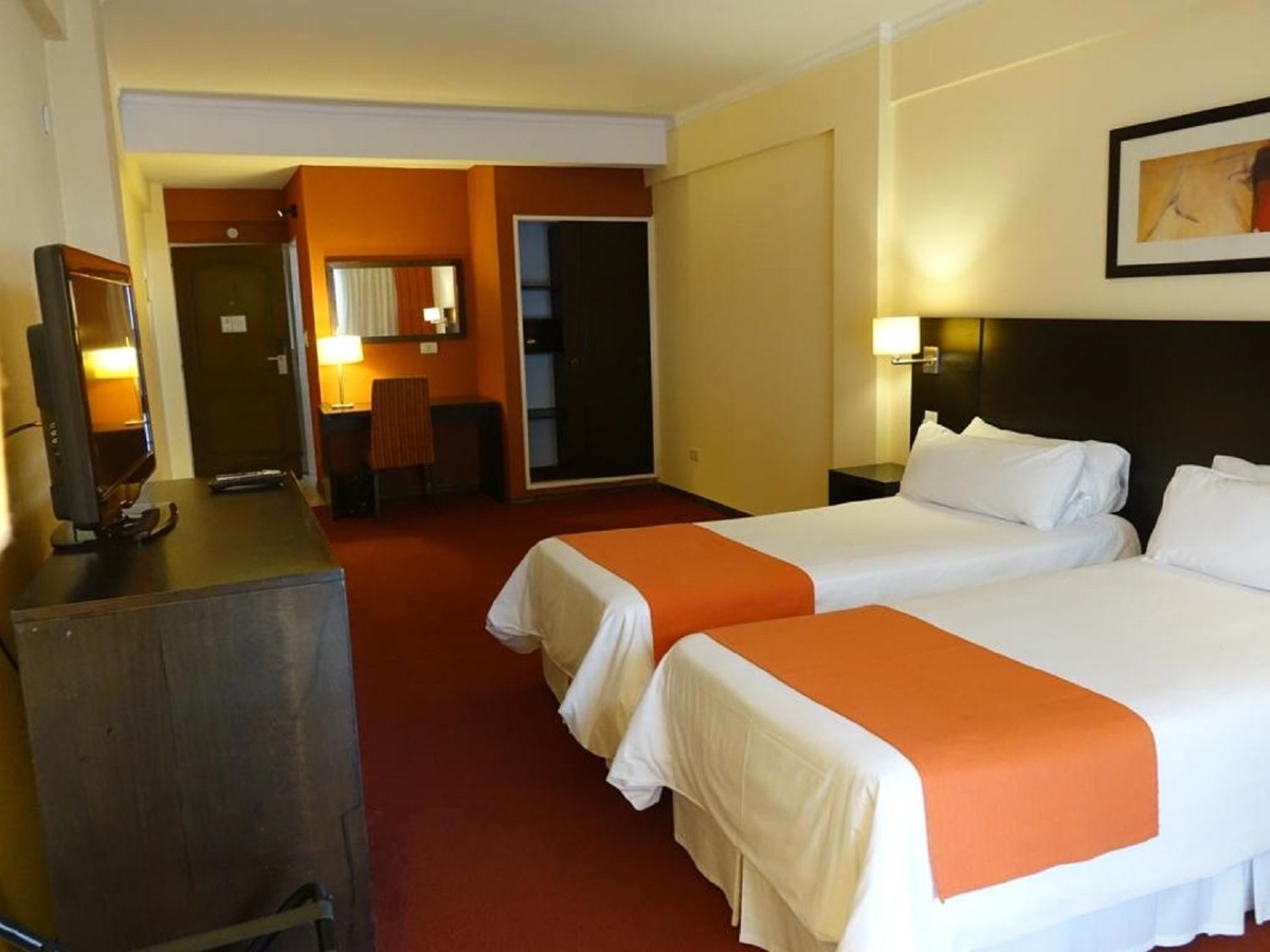 Duomi Plaza Hotel