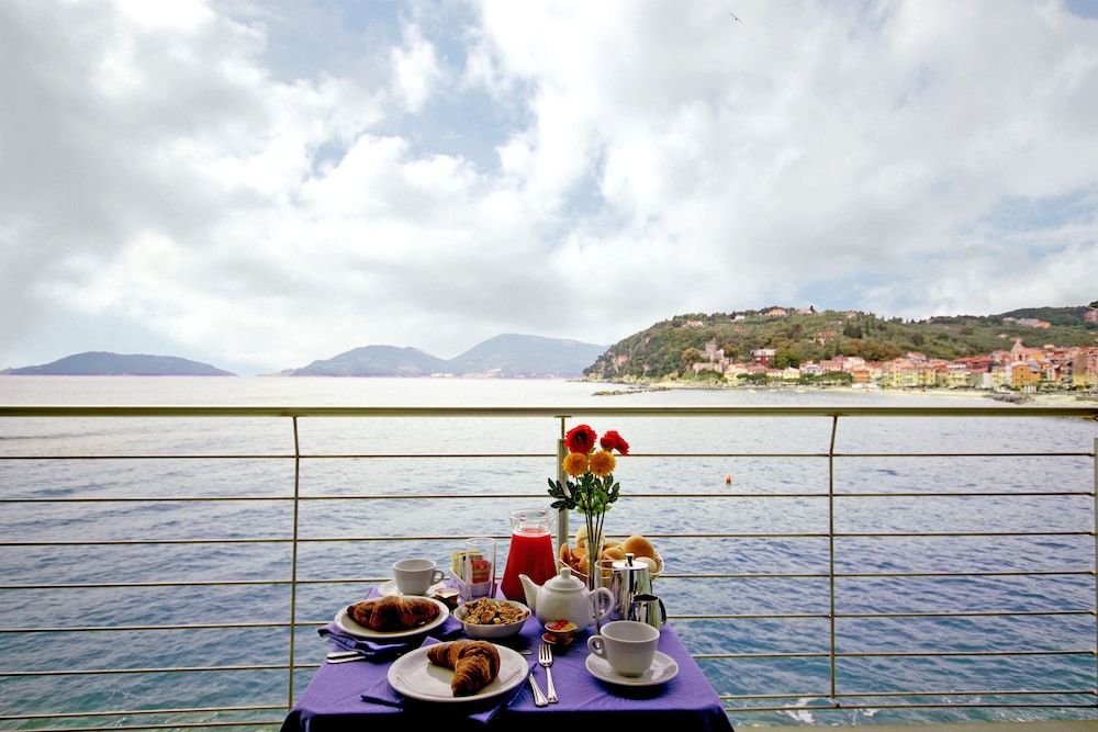 Hotel San Terenzo