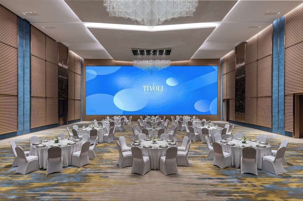 Tivoli La Vie Muscat Hotel & Residences