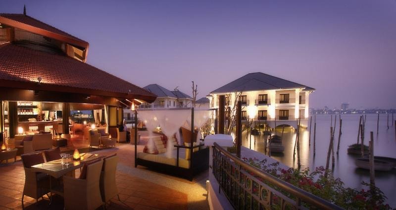 Intercontinental Hanoi Westlake