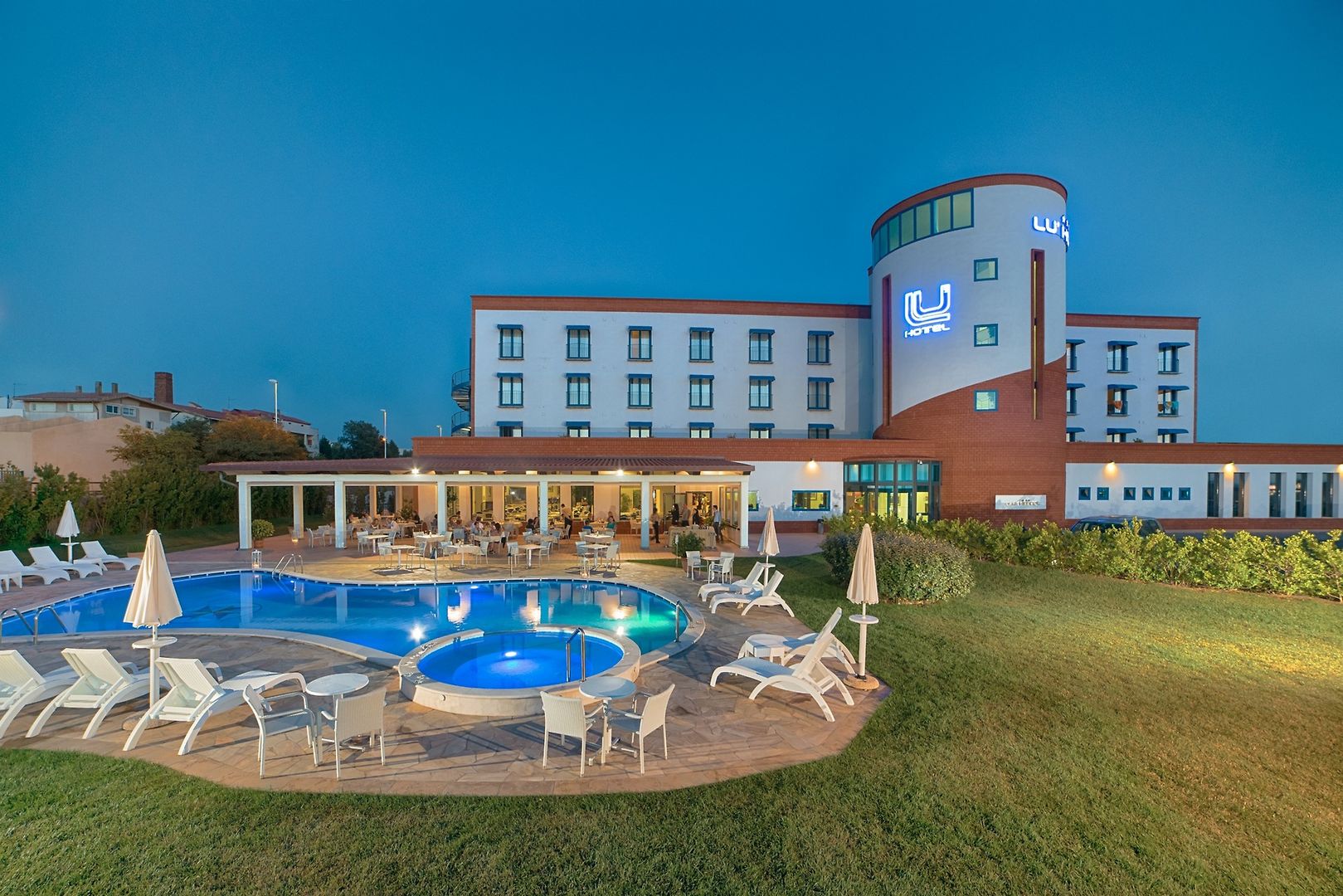 Lu Hotel