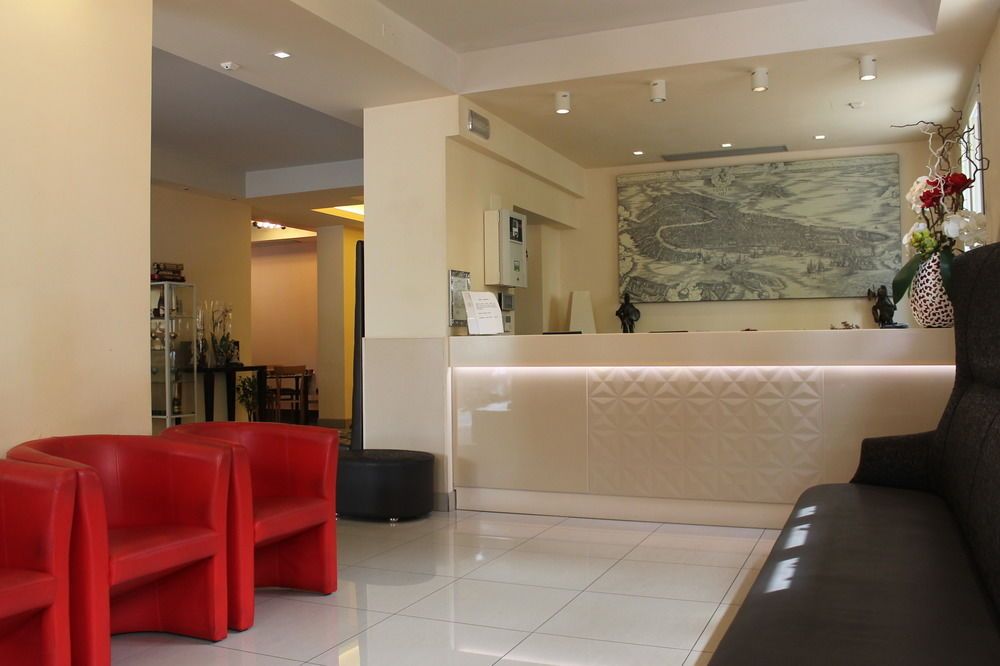 Hotel Laguna Residence