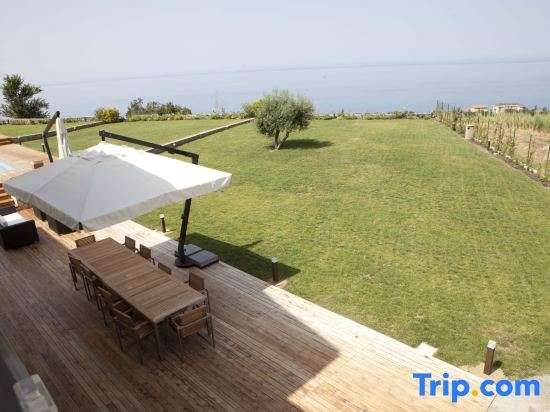 Villa Mediterraneo