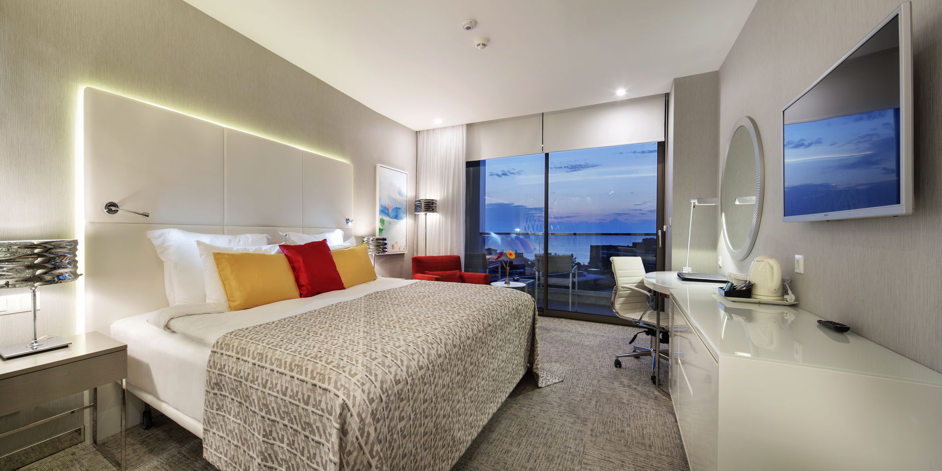 The Sense De Luxe Hotel